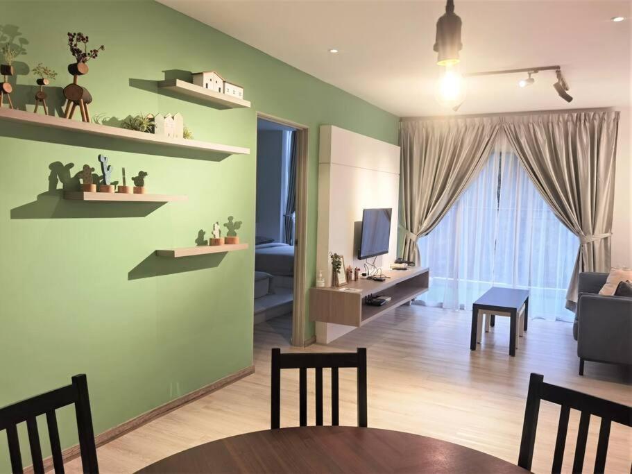 Emerald Avenue Cozy 3r3b - 329 Apartment *
